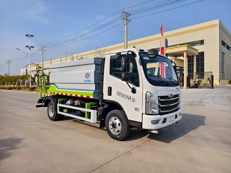 福田领航M5抑尘车（7方）